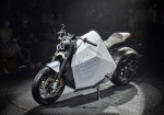 Meet Da Vinci DC100, A Self-Balancing Electric Motorcycle With Futuristic Design - Photo