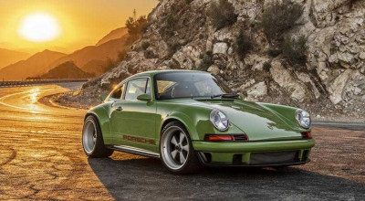 Singer's First DLS Passenger Car Arrives at Monterey - Photo