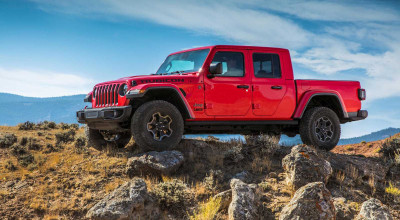 For Open-Air Off-Roading Experience, Order A <span style='background: #ff0000'>Jeep</span> <span style='background: #ff0000'>Gladiator</span> With Half Doors - Photo
