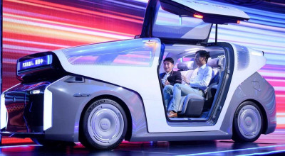 In China, Baidu Introduces The Robocar And Its Second-Generation AI Chip - Photo