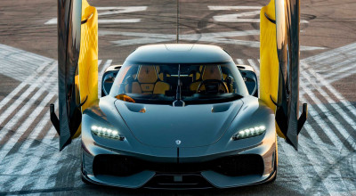 <span style='background: #ff0000'>Koenigsegg</span> Plans To Launch <span style='background: #ff0000'>Gemera</span> - A Family Hypercar - Photo