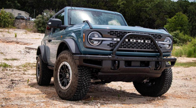 <span style='background: #ff0000'>Ford</span> <span style='background: #ff0000'>Bronco</span> Lineup For 2022 Offers A Wildtrak Soft-Top Version - Photo