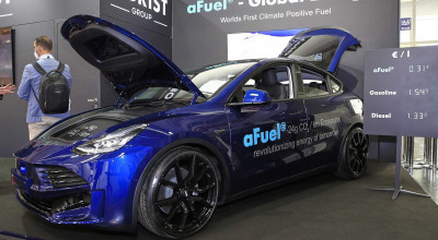 Tesla Model Y Turned Into A PHEV With Obrist's HyperHybrid Engine - Photo