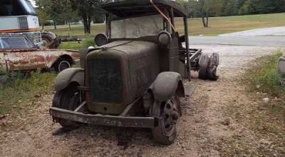 After 81 Years In The Woods, See How A 1929 GMC Motor Starts - Photo