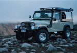 Retro-Styled Jeep CJ-8 Scrambler With Cutting-Edge Technology  - Photo