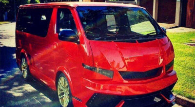 Toyota HiAce Taxi Van Features Lamborghini-Inspired Body And A 592 HP Twin-Turbo V12 - Photo