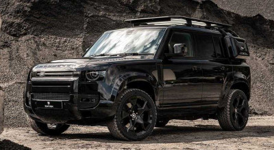 Tuxedo-Dressed <span style='background: #ff0000'>Land</span> <span style='background: #ff0000'>Rover</span> <span style='background: #ff0000'>Defender</span> Arrives From Heritage Customs  - Photo