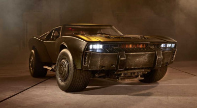 The Frightening RC Batmobile From Hot Wheels Costs $500 - Photo