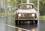 Renault 4L Electric Concept Honors Model's 60th Birthday - Photo