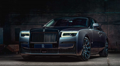 Rolls-Royce <span style='background: #ff0000'>Ghost</span> Black Badge Gets 100 lbs Of World's Darkest Paint - Photo
