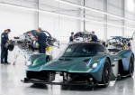 Aston Martin Valkyrie Meets Its First Client - Photo