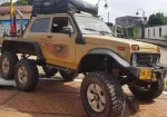 Lada Niva Was Turned Into A 6×6 Monster With Diesel Engine - Photo