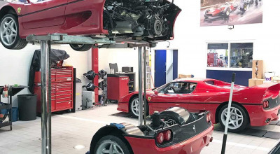Ferrari F50 Clutch Job Entails Detaching The Car's Rear - Photo