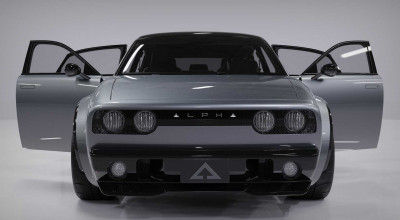 Alpha Saga Electric Sedan Made A Splash With A Range Of 300 Miles - Photo