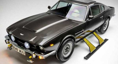 A 'James Bond' Movie Fan Managed To Collect 41 Cars From The Films - Photo