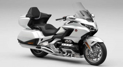 Honda Introduces New Color Choices For The 2022 Gold Wing - Photo
