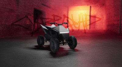 $1,900 <span style='background: #ff0000'>Tesla</span> Cyberquad For Kids Has A Range Of 15 Miles - Photo