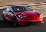 Jay Leno Sets 9.24s Quarter-Mile Record In Tesla Model S Plaid - Photo
