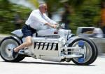 Find Out More About The $550,000-Worth Dodge Tomahawk V10 Bike - Photo