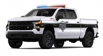 The First Pickup Police Pursuit Vehicle From Chevrolet Is An Elevated  Z71 Silverado - Photo