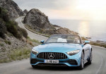 2023 Mercedes-AMG SL43 Uses An Electric Turbocharged Four-Cylinder Engine - Photo