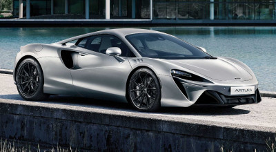 McLaren Introduces A Special Paint To Celebrate The Queen's Platinum Jubilee - Photo