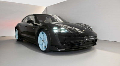 Special Porsche Taycan 4S Cross Turismo Designed For K-Pop Star Jennie Kim - Photo