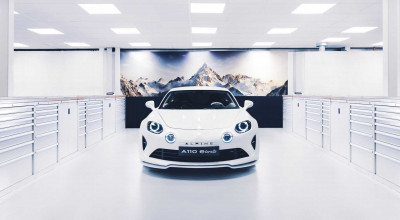 New Alpine A110 E-ternité Electric Prototype Launched With 239 HP - Photo