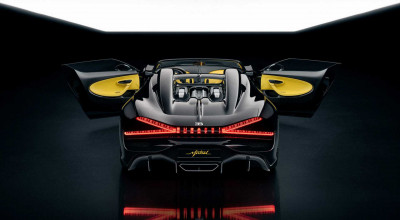 The Top Speed Of The Bugatti W16 Mistral Is 261 MPH - Photo