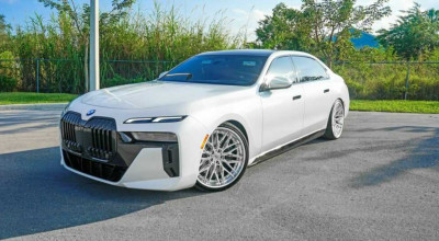 New BMW 7 Series Gets $9k 22-Inch Custom Wheels - Photo