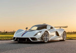 The $2.7M Hennessey Venom F5 Revolution Coupe Is A Show Stopper On The Racetrack - Photo