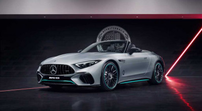 F1-Themed Mercedes-AMG SL63 Motorsport Collectors Edition - Photo
