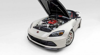 Look At This Honda S2000R <span style='background: #ff0000'>Restomod</span> Powered By A Turbocharged Civic Type R - Photo