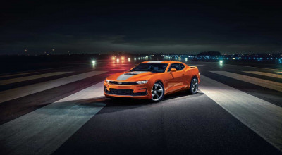 <span style='background: #ff0000'>Chevrolet</span> <span style='background: #ff0000'>Camaro</span> Vivid Orange Edition Makes Its Japanese Debut - Photo