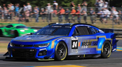 The 2024 <span style='background: #ff0000'>Chevrolet</span> Camaro ZL1 Garage 56 Is An Exclusive NASCAR-Themed Model - Photo