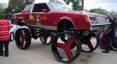 Gears and Glitches: The Biggest Car Tech Fails of 2023 - Photo