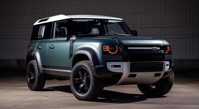 New Land <span style='background: #ff0000'>Rover</span> Defender Sibling Coming In 2027? - Photo