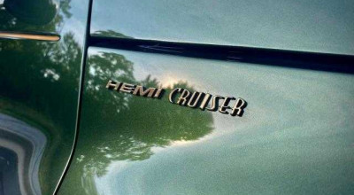 Reviving Cool: A Chrysler PT Cruiser with a V8 Twist - An Unlikely Classic Reborn - Photo