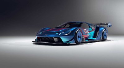 Pedal to the Metal: What It's Really Like to Drive a Supercar in 2023 - Photo