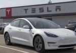 Tesla Rings in the New Year with an Unprecedented Discount, Takes Advantage of Revamped Federal Credits - Photo