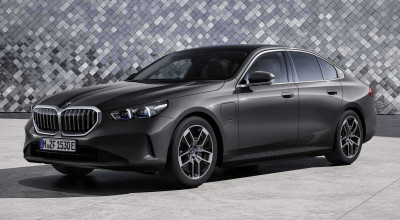 BMW Unveils Exciting Lineup at Munich: 530e PHEV and Full-Electric i5 Take Center Stage - Photo