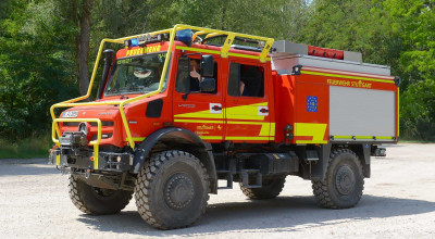 Mercedes-Benz Unimog Fire <span style='background: #ff0000'>Trucks</span> And Ambulance On The Way - Photo