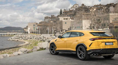 Ultimate <span style='background: #ff0000'>Road</span> Trip Cars: Editor’s Picks for Unforgettable Journeys - Photo