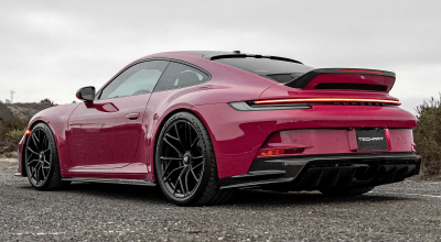 TechArt Presents Carbon 911 Carrera And 911 GT3 Parts - Photo