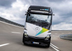 Mercedes eActros 600 Sets the Pace in Electric Long-Haul Trucking, Challenging Tesla Semi - Photo
