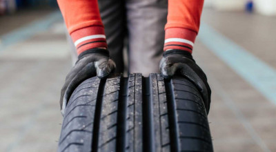 Rolling Right: A Comprehensive Guide to Choosing Tires for Your Car - Photo