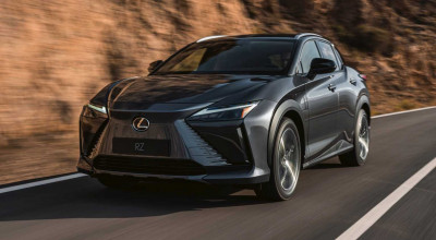 The Unlikely Trio: Three Lexus Models Trailing Behind the RZ EV in Sales - Photo