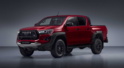 The 2024 Toyota Hilux GR Sport II: A Rugged Rally Star Born for Muddy Tracks - Photo