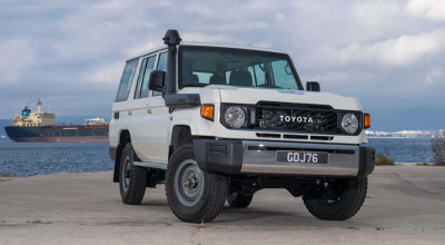 This TGS Toyota Land Cruiser Is Used For Humanitarian Missions - Photo