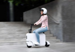 Honda Unveils the Motocompacto: A Compact Electric Scooter for the Urban Explorer - Photo